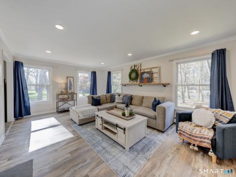 96 Fieldstone Drive Windsor CT 06095