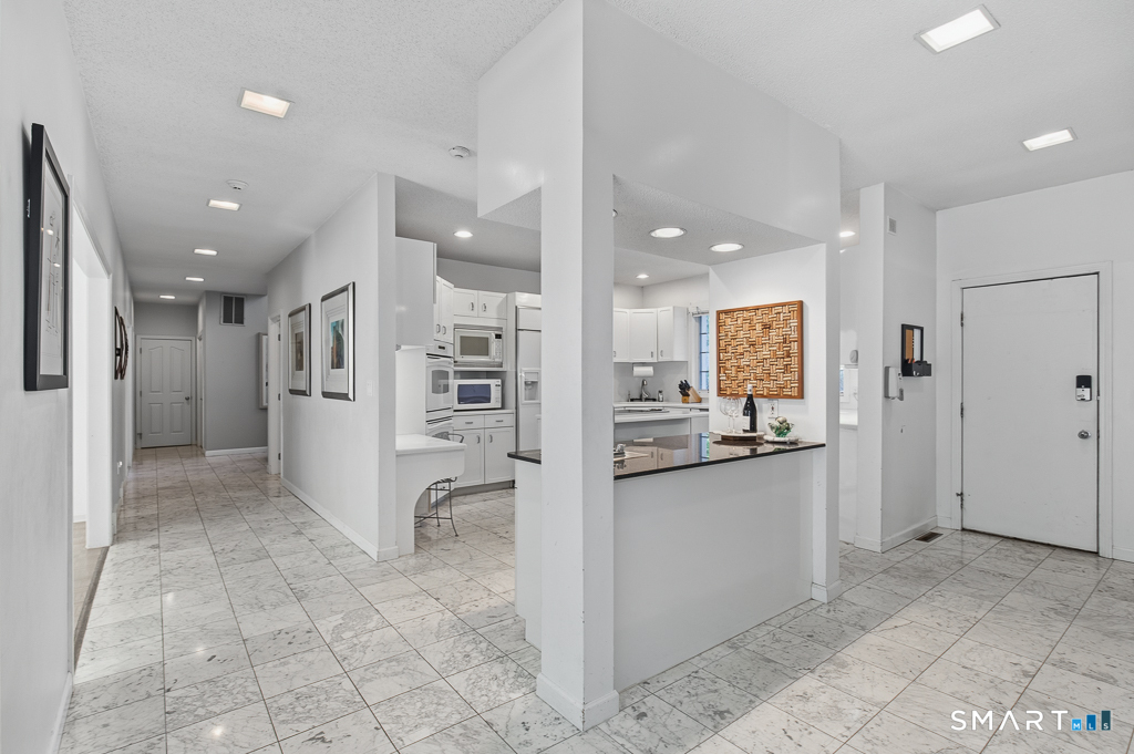 30 Grouse Lane Woodbridge CT 06525