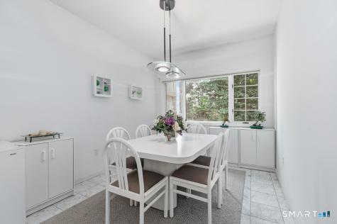 30 Grouse Lane Woodbridge CT 06525