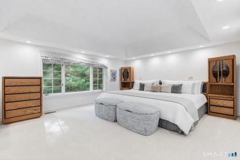 30 Grouse Lane Woodbridge CT 06525