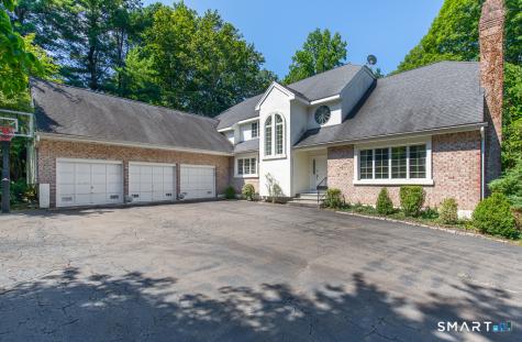 30 Grouse Lane Woodbridge CT 06525