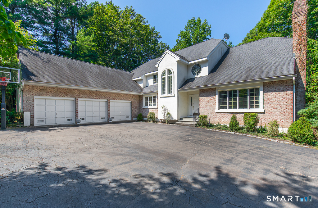 30 Grouse Lane Woodbridge CT 06525
