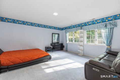 30 Grouse Lane Woodbridge CT 06525