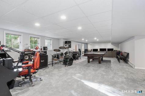 30 Grouse Lane Woodbridge CT 06525