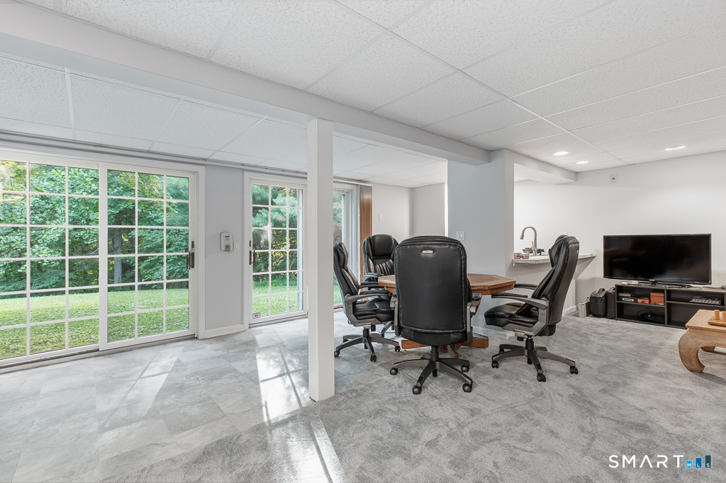 30 Grouse Lane Woodbridge CT 06525