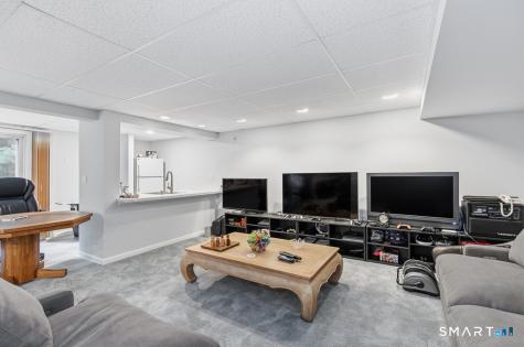 30 Grouse Lane Woodbridge CT 06525