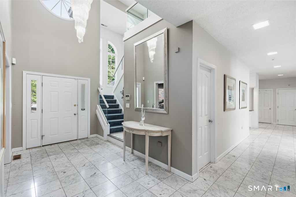 30 Grouse Lane Woodbridge CT 06525