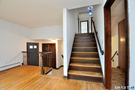 22 Jeffrey Lane Newington CT 06111