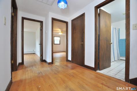 22 Jeffrey Lane Newington CT 06111