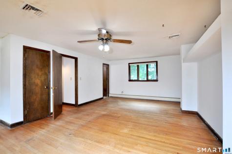 22 Jeffrey Lane Newington CT 06111