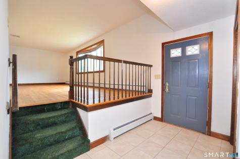 22 Jeffrey Lane Newington CT 06111