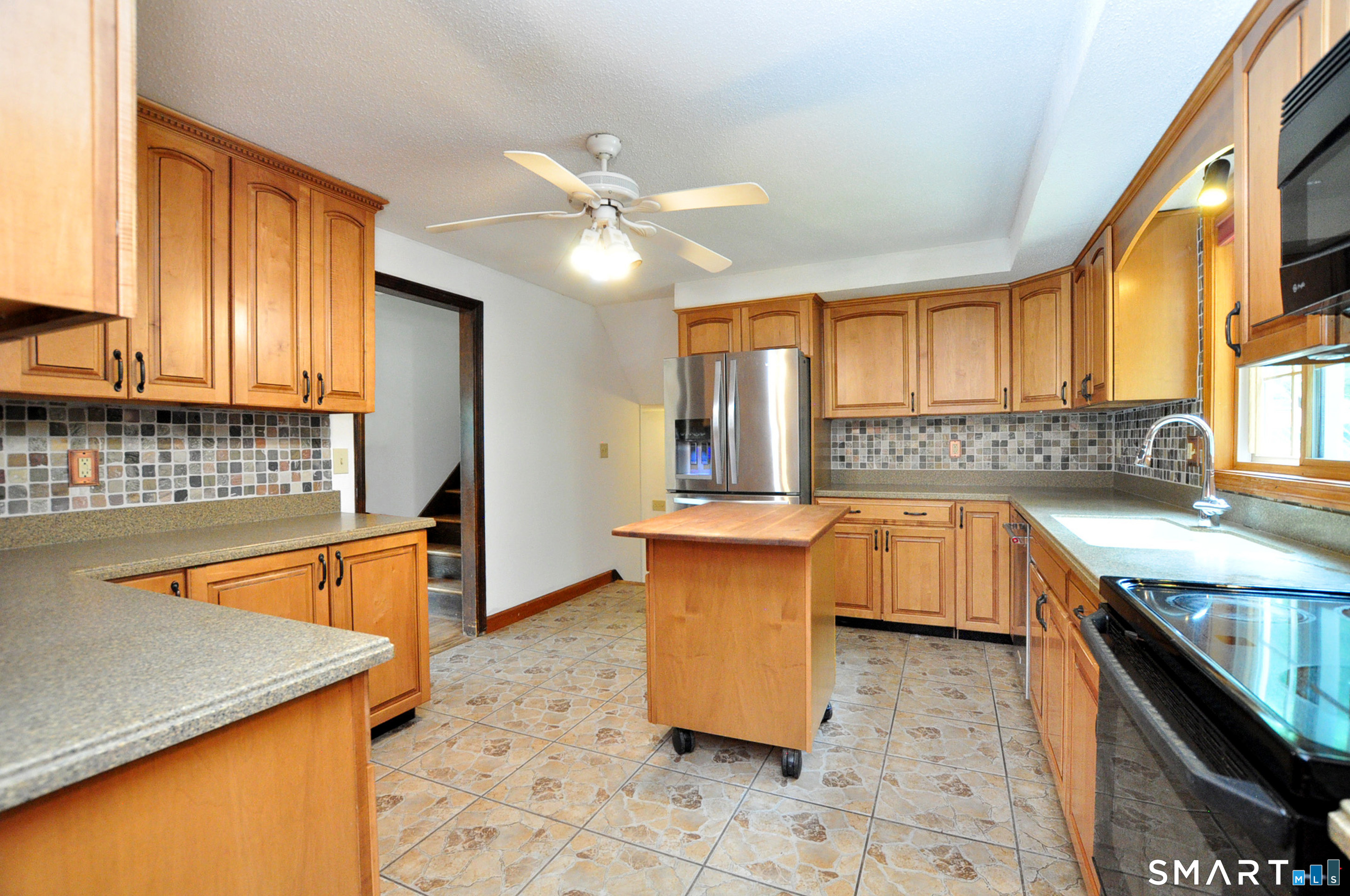 22 Jeffrey Lane Newington CT 06111