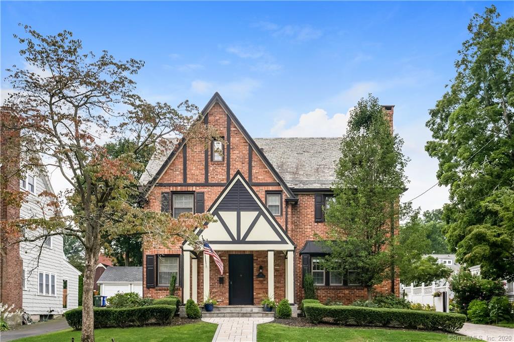 35 Middlefield Drive West Hartford CT 06107