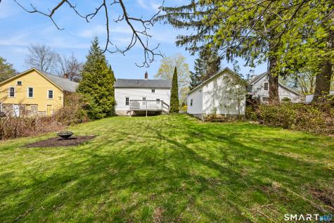 52 Pond Meadow Road Essex CT 06442