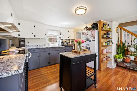 52 Pond Meadow Road Essex CT 06442