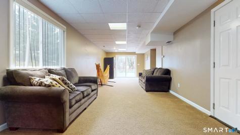24 Matthews Street Milford CT 06460
