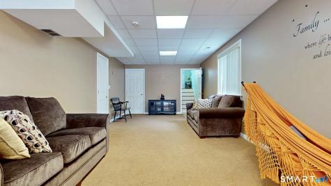 24 Matthews Street Milford CT 06460