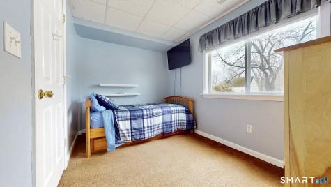 24 Matthews Street Milford CT 06460