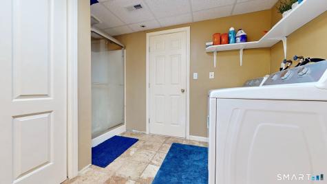 24 Matthews Street Milford CT 06460