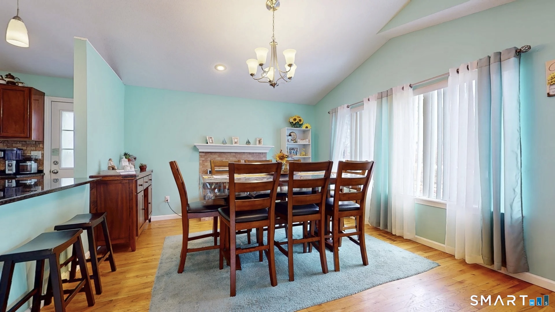 24 Matthews Street Milford CT 06460