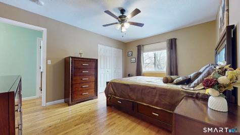 24 Matthews Street Milford CT 06460