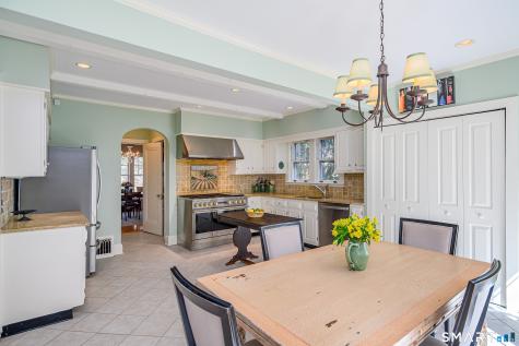 9 Tory Lane Newtown CT 06470