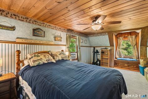 61 Philip Lane Killingly CT 06241