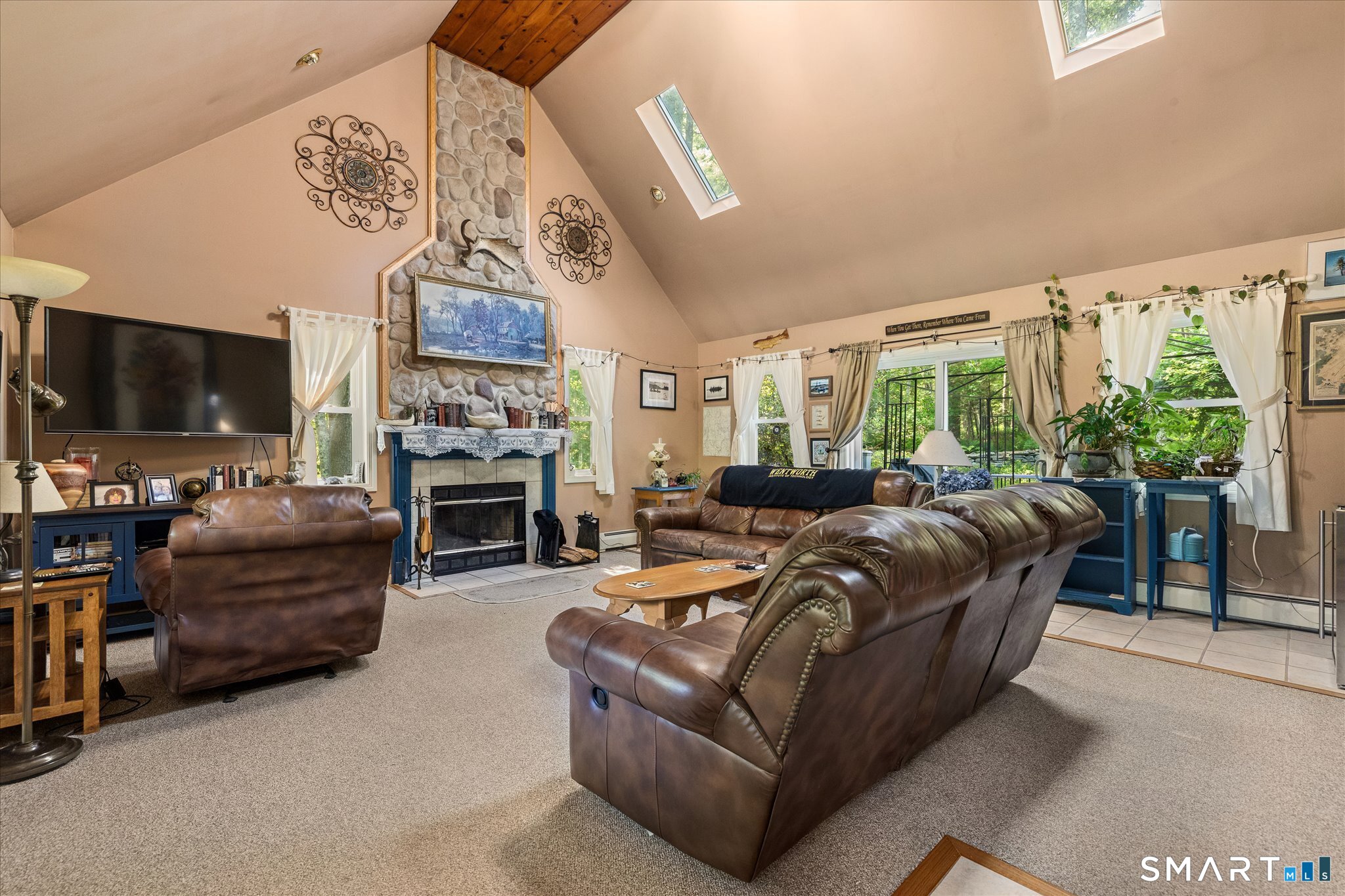 61 Philip Lane Killingly CT 06241