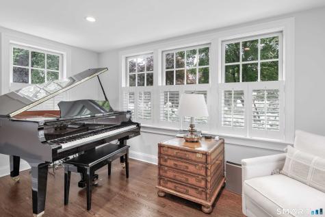 1146 Valley Road Fairfield CT 06825