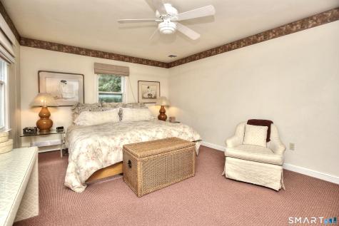 4 Pilgrim Lane Weston CT 06883
