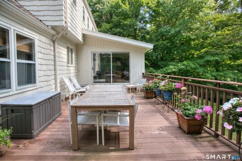 4 Pilgrim Lane Weston CT 06883