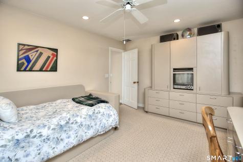 4 Pilgrim Lane Weston CT 06883