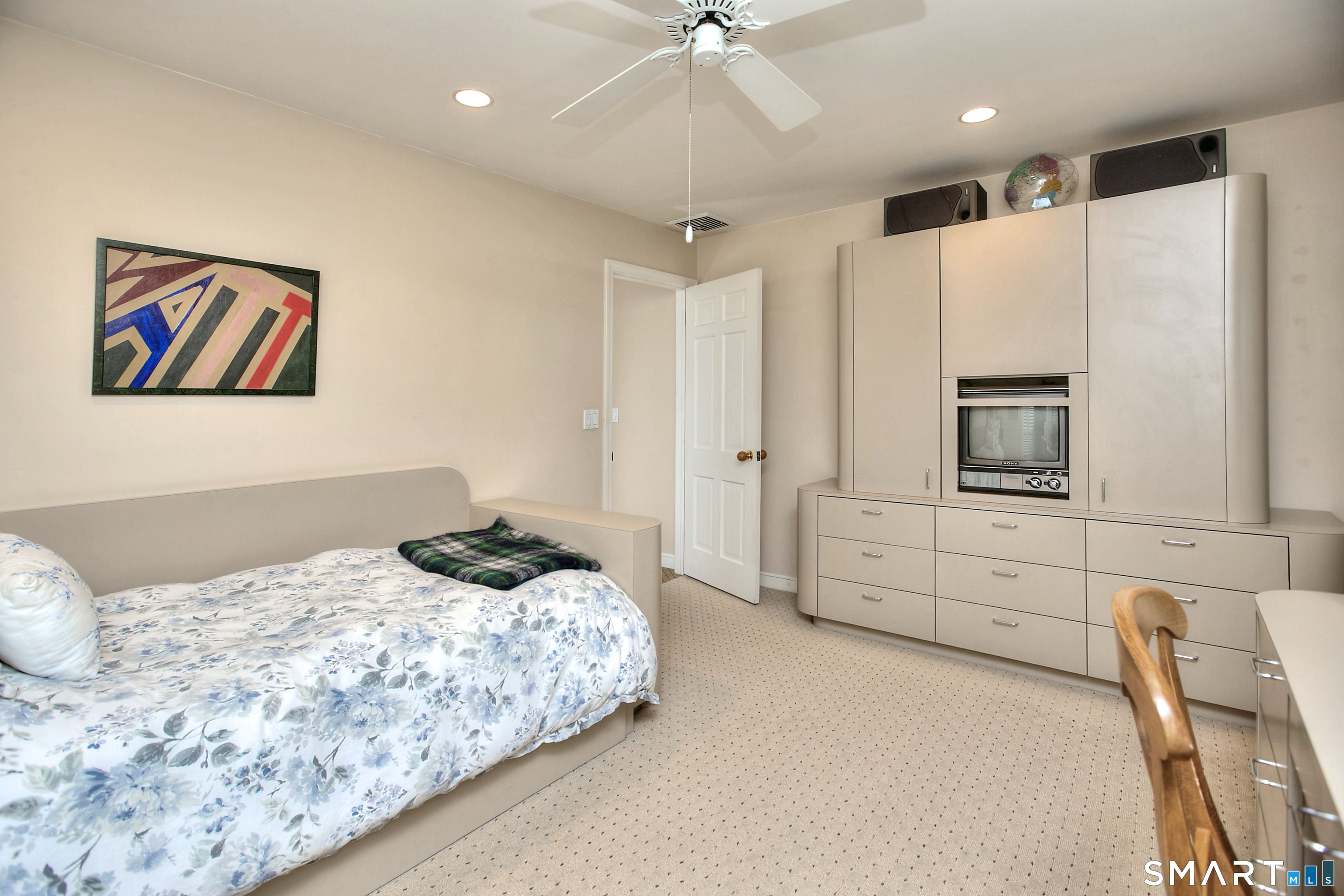4 Pilgrim Lane Weston CT 06883
