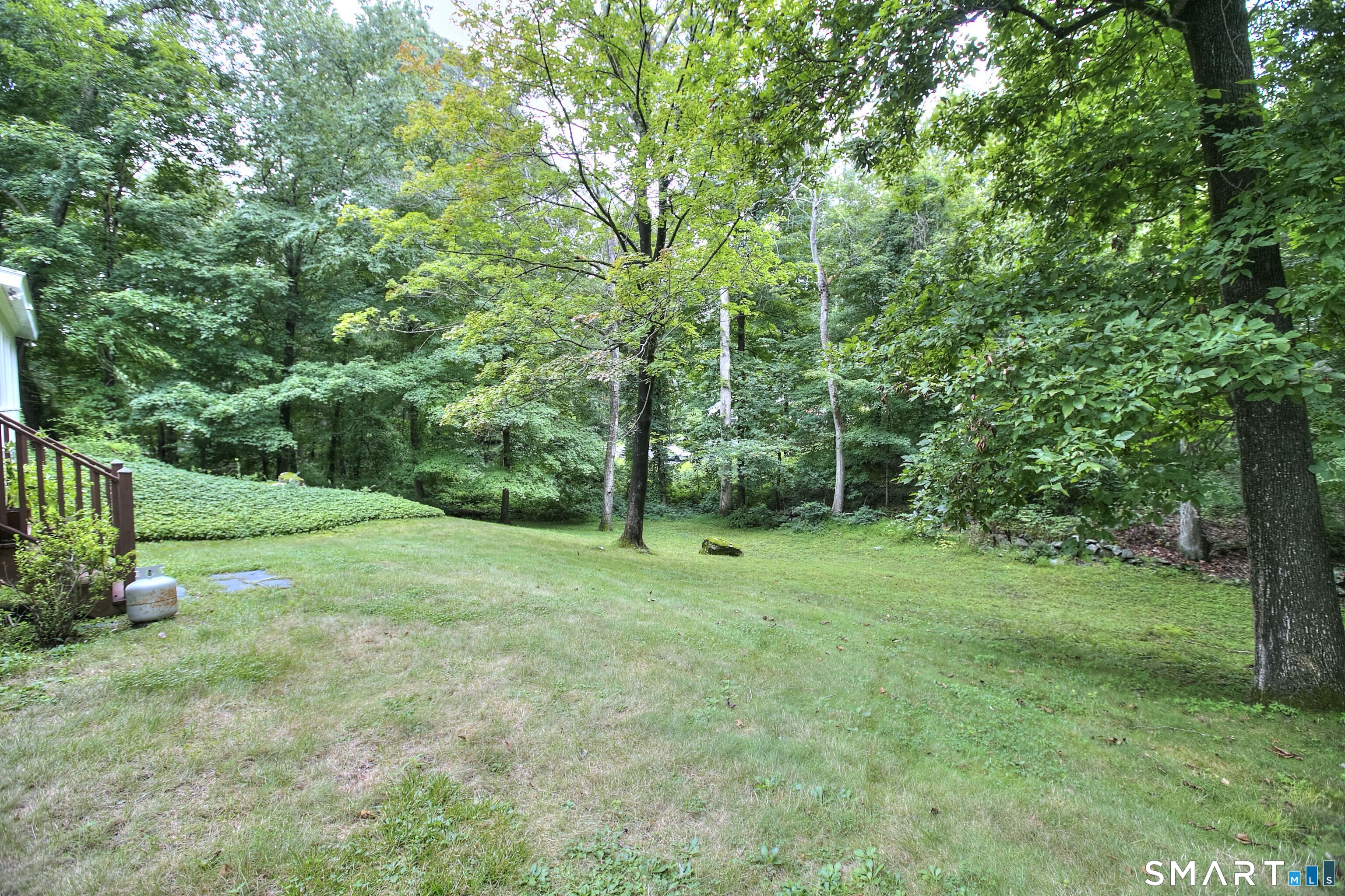 4 Pilgrim Lane Weston CT 06883