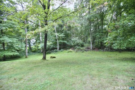 4 Pilgrim Lane Weston CT 06883