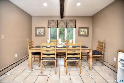 4 Pilgrim Lane Weston CT 06883