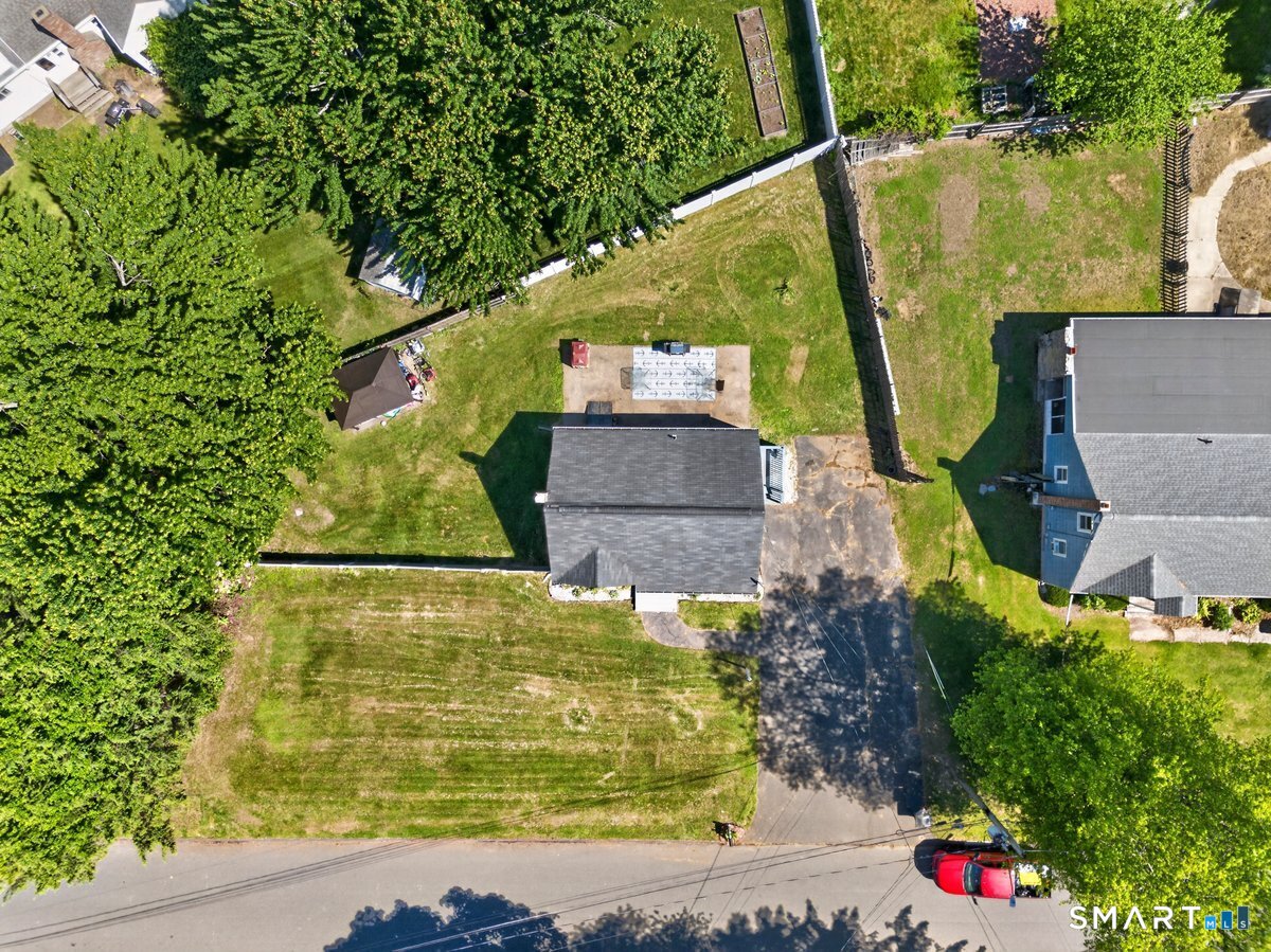 1 Leonard Road Enfield CT 06082