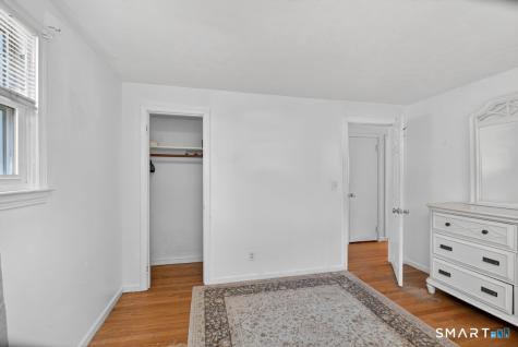 1 Leonard Road Enfield CT 06082