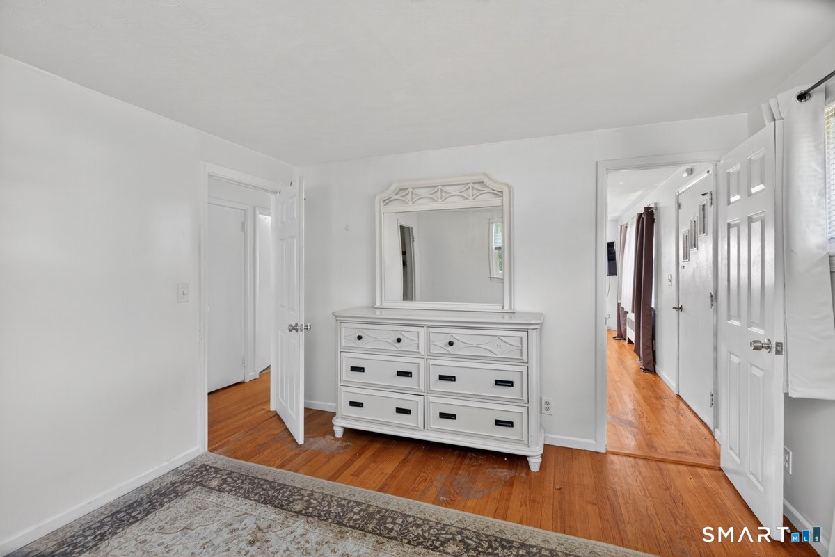 1 Leonard Road Enfield CT 06082