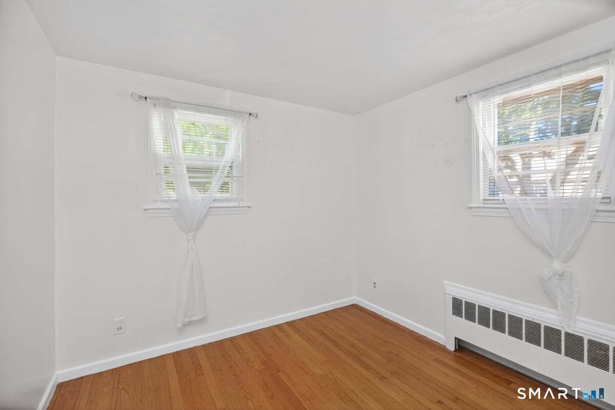 1 Leonard Road Enfield CT 06082