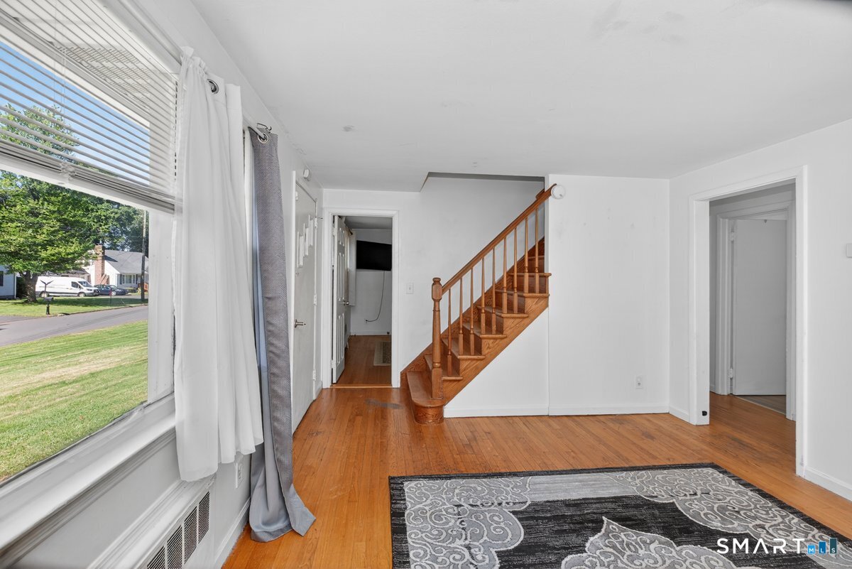 1 Leonard Road Enfield CT 06082