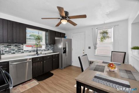 1 Leonard Road Enfield CT 06082