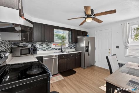 1 Leonard Road Enfield CT 06082