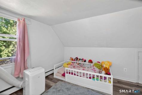 1 Leonard Road Enfield CT 06082