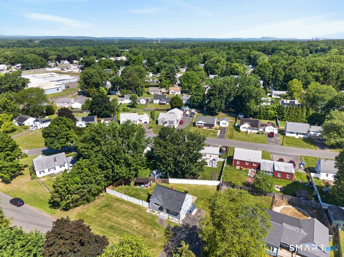 1 Leonard Road Enfield CT 06082