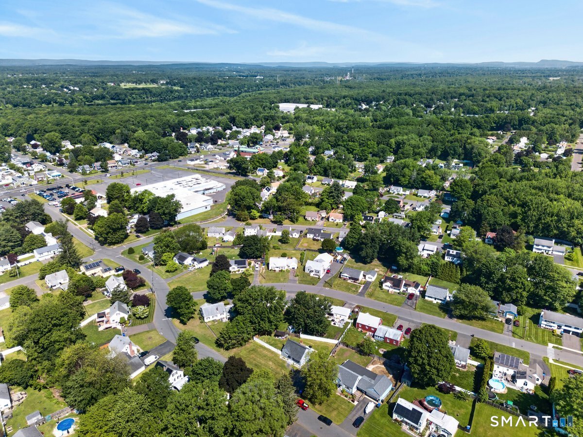 1 Leonard Road Enfield CT 06082