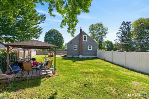 1 Leonard Road Enfield CT 06082