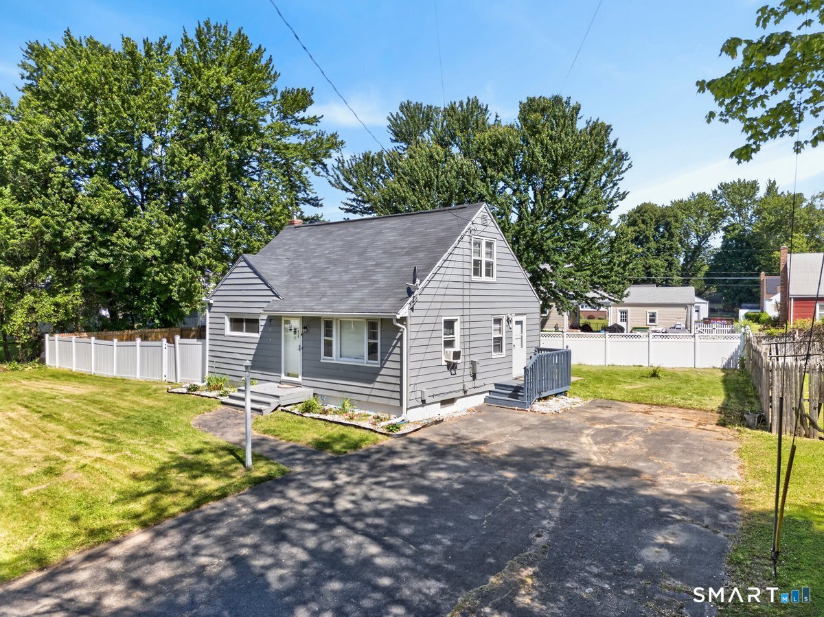 1 Leonard Road Enfield CT 06082