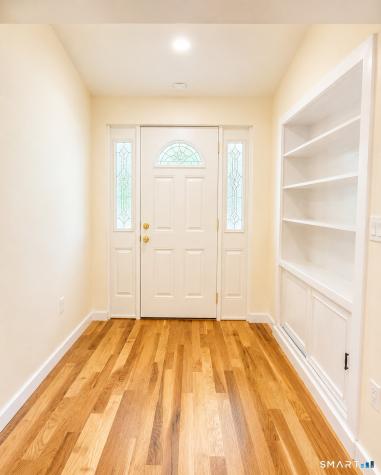 461 Mountain Road Newington CT 06111