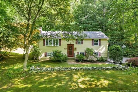 69 Old Lantern Road Danbury CT 06810